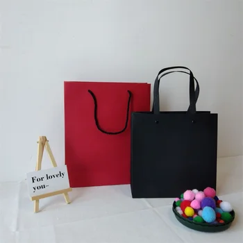 Оптовая продажа 500 шт. / лот Изготовленные на заказ хозяйственные сумки из крафт-бумаги с индивидуальным логотипом, фольгированный Свадебный подарок, пакет для конфет, можно выбрать множество цветов