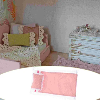 Розовая простыня, подушка, стеганое одеяло, набор аксессуаров для мини-домика, постельные принадлежности для миниатюрных